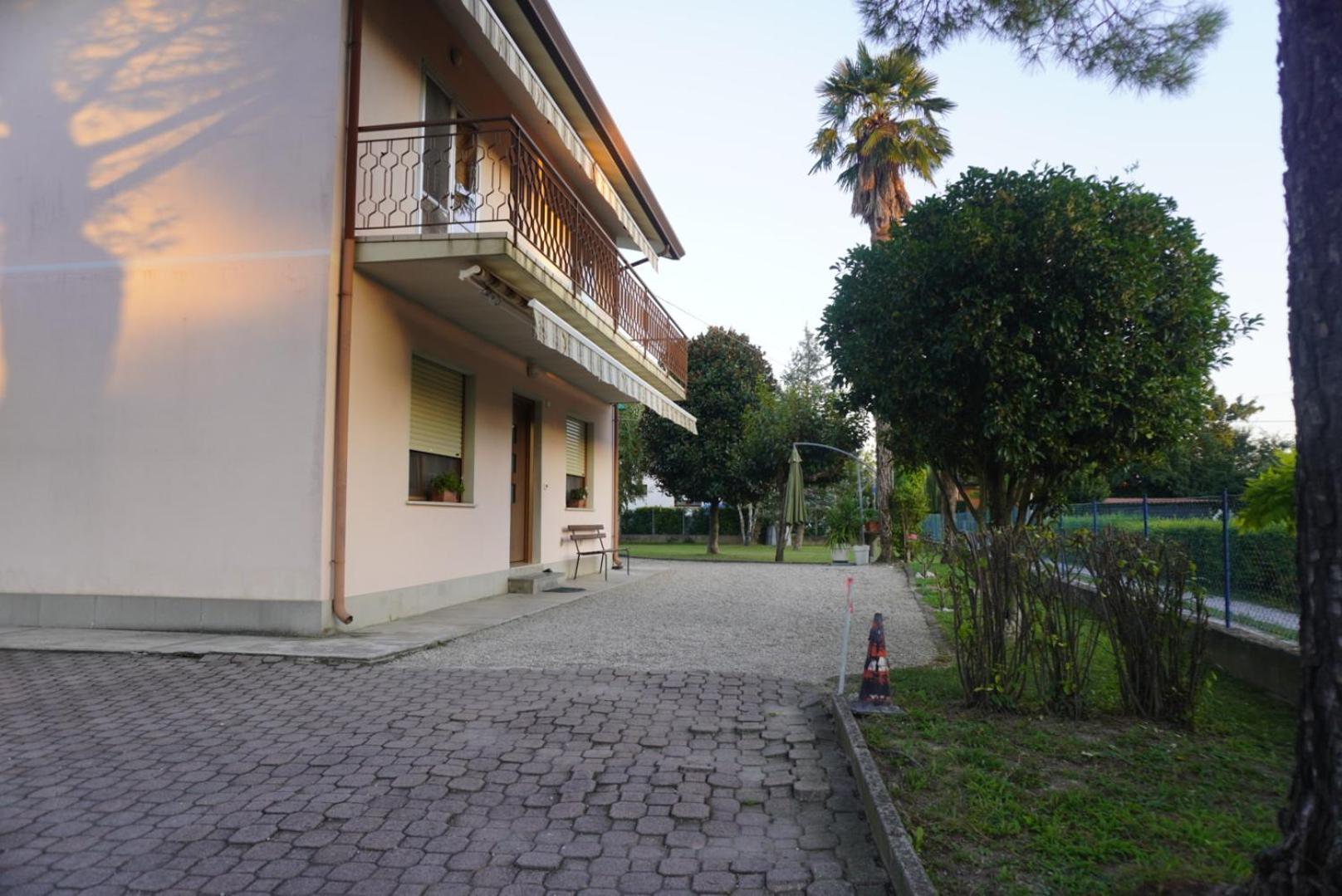 Oliva'S House Appartamento Con Giardino Palazzolo dello Stella Exterior photo